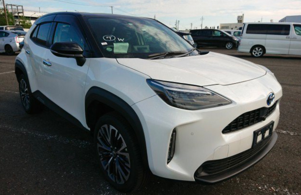 YARIS CROSS